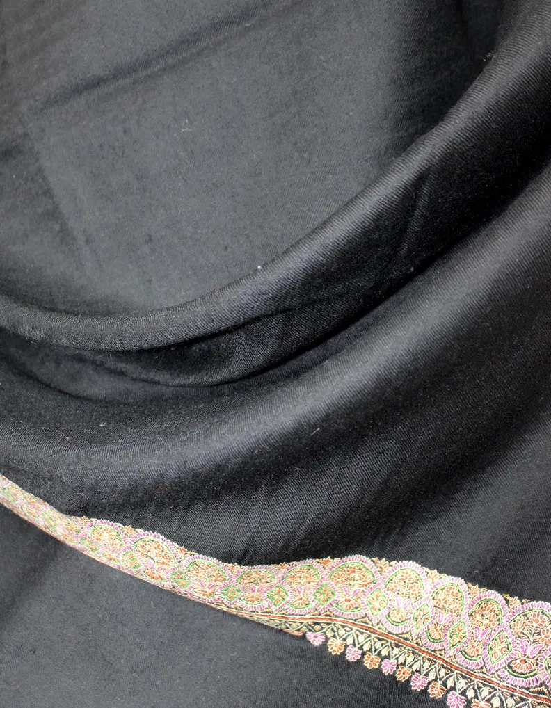Black Pashmina Shawl With Sozni Work 5729